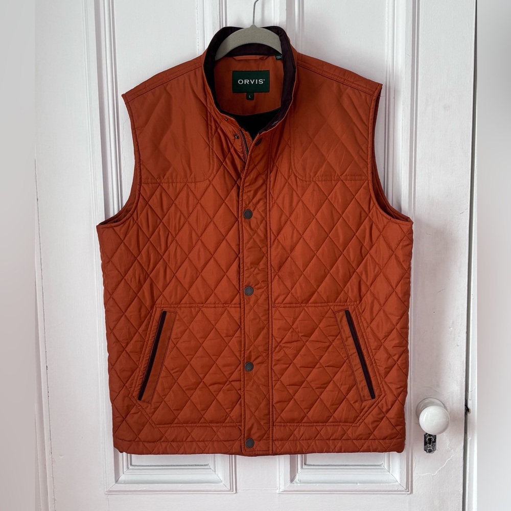 Men’s Orvis RT7 Quilted Zip /Snap Front Cest in Rust Size Large